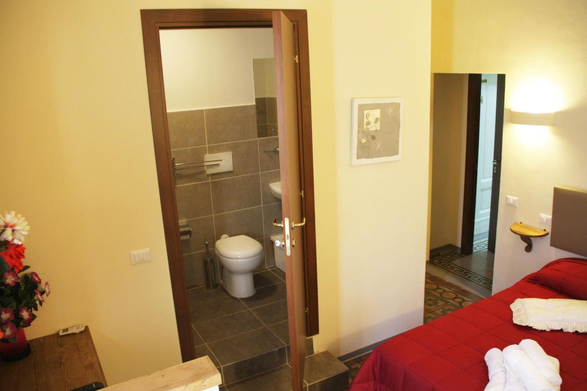 Il Verrocchio Florence Room photo